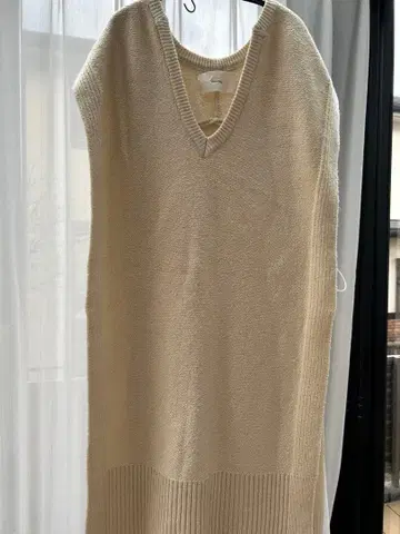 TODAYFUL 투데이풀 아이보리 키넥 니트 베스트