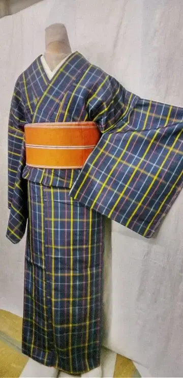 명주 코몬, 네이비 원단, 격자 무늬 포함