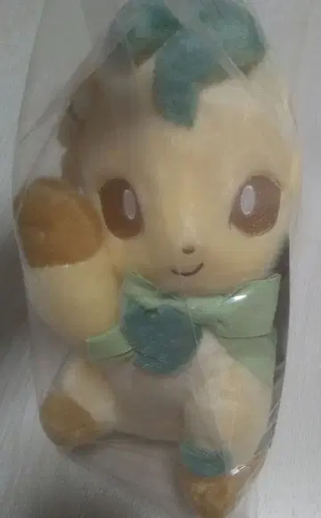 이브이 컬렉션 봉제 인형 리프피아 포켓몬