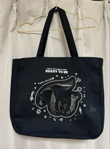 TWICE READY TO BE 토트백