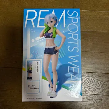 렘 스포츠 웨어 피규어