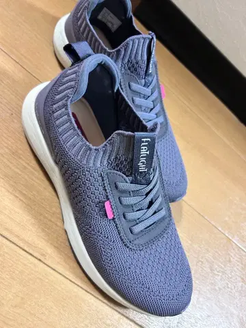 그레이 뜨개질 슬립온 스니커즈 23.5cm