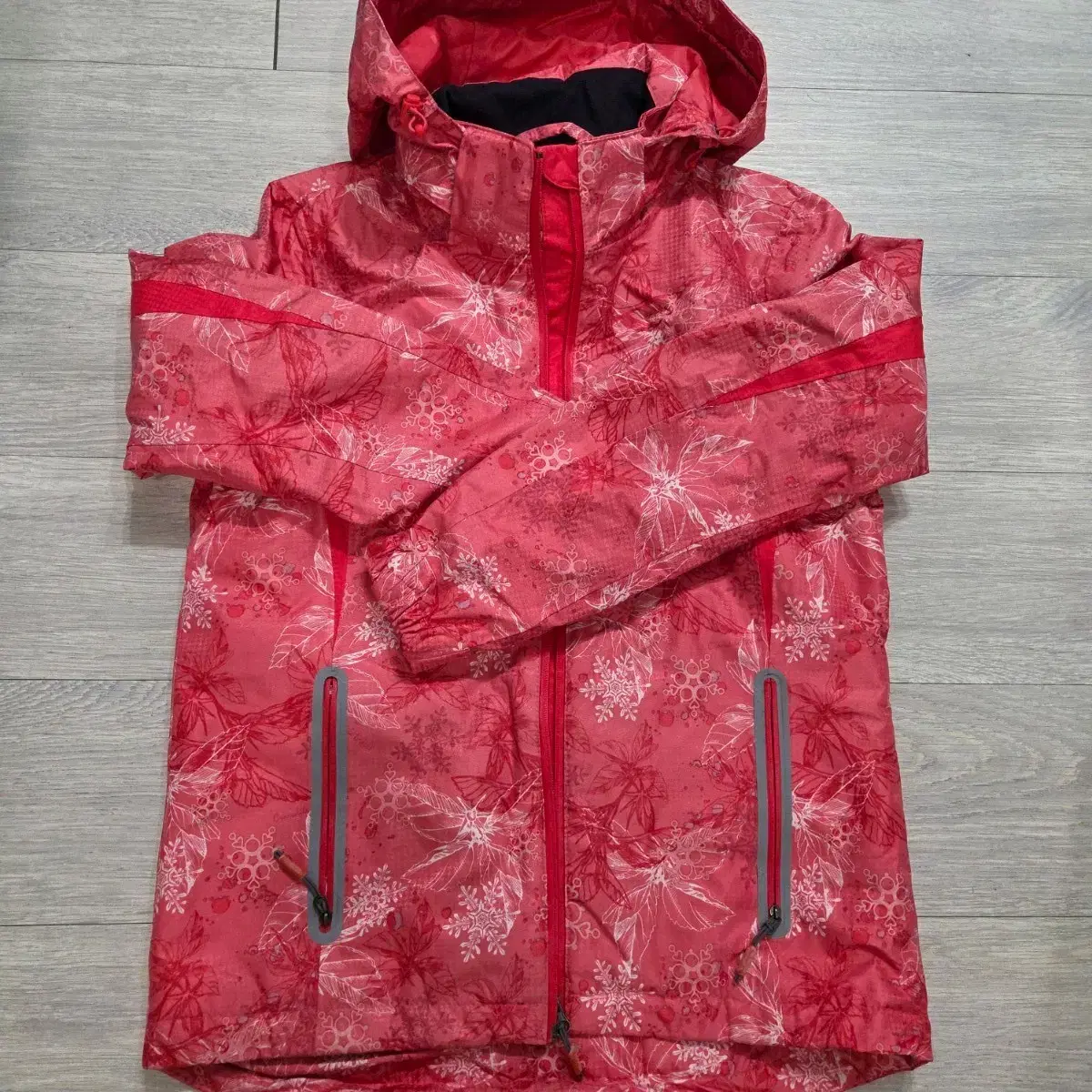 Skiwear Boardwear Crocodile Ladies Women&#x27;s Hood 90