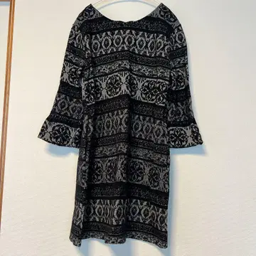 Bou Jeloud 플레어 슬리브 자카드 원피스 M