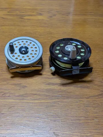 플라이 릴 2점 묶음 판매