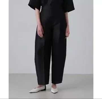 ADORE 블랙 와이드 슬랙스