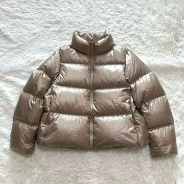 유니클로 울트라 라이트 다운 샤이니 볼륨 자켓 베이지 L 사이즈