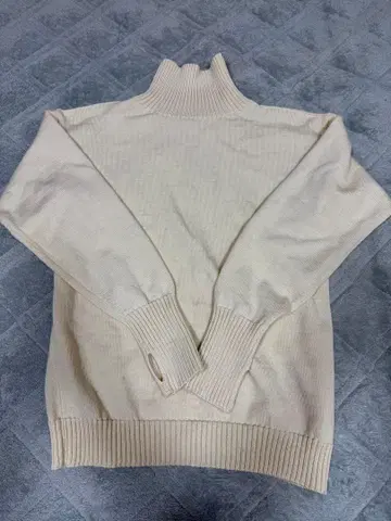 ANDERSEN-ANDERSEN 터틀넥 니트 M 사이즈