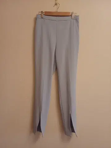 루피 라이트 블루 슬릿 팬츠