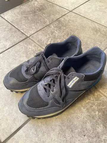 ZDA 마라톤 네이비 스니커즈