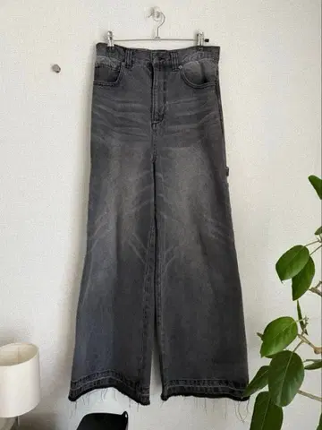 UNAILE painter wide flare denim jentloui