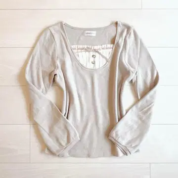 히메 스타일 더스티 핑크 프릴 x 펄 단추 상의