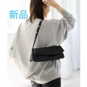 새상품 NOMADIS ROULEA 숄더백