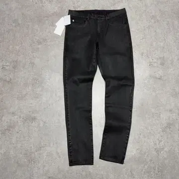 새상품 정가 18700 루이스 Lui's 울트라 스키니 코팅 데님 블랙