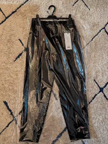 소 SOEJU 턱 팬츠 블랙 S-00-PT-001-BLK-M