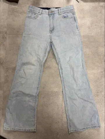 메종 프린스 라이트 블루 데님 플레어 팬츠