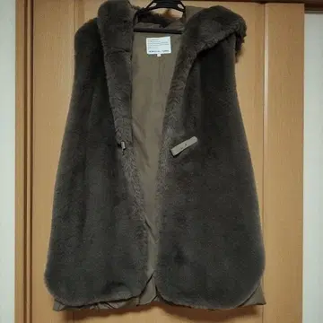 MARECHAL TERRE 후디 퍼 베스트 모카 사이즈 1