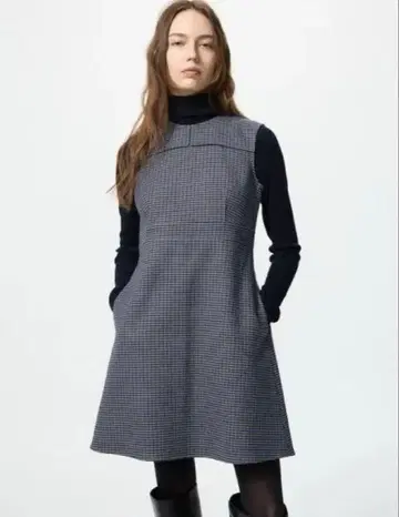 유니클로 더블 페이스 미니 원피스 슬리브리스 체크 무늬 L 사이즈