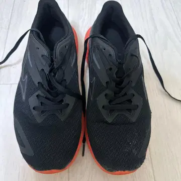 미즈노 에너지 러너즈 25.5cm