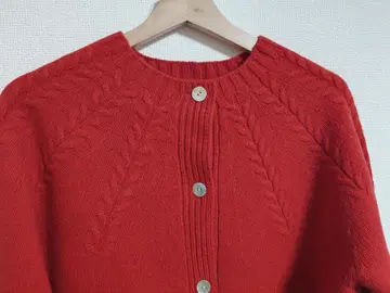 케이블 짜임 빨간색 긴팔 가디건