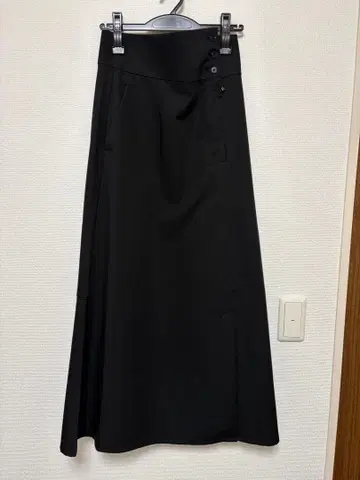 플레어 스커트 블랙 사이드 슬릿