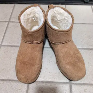 브라운 어그 부츠 스웨이드