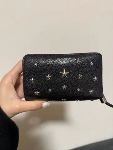 JIMMY CHOO 블랙 접이식 지갑