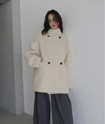 hellam 샤기 미들 코트 미사용 새상품