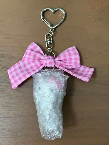 챠미키티 시크릿 키링