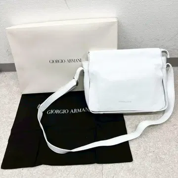 새상품급 Giorgio Armani 아르마니 화이트 숄더 백