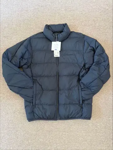 새상품 유니클로 울트라 라이트 다운 자켓 (3D 컷) 네이비