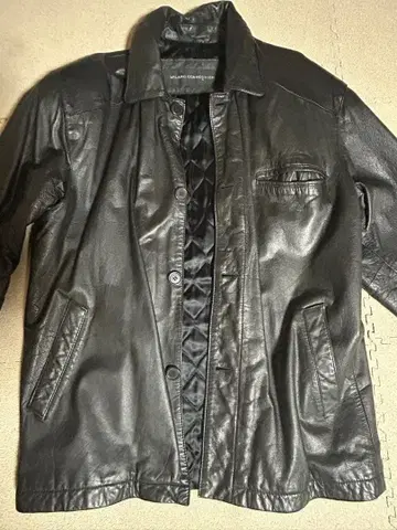 MILANO CONNECTION 블랙 가죽 자켓