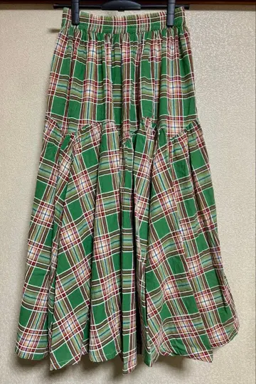 캔디 스트리퍼 그린 계열 체크 롱 플레어 스커트 (샘플 1점)