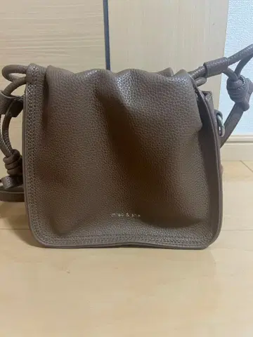 복조리형 크로스 바디백