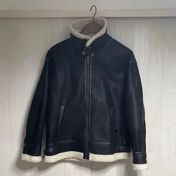 [ 12/31까지 가격 인하 중 ] 보아 무스탕 자켓