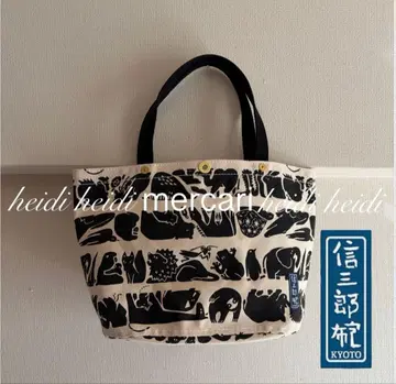 이치자와 캔버스 신자로 캔버스