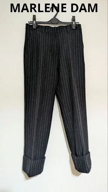 MARLENE DAM 마렌담 블랙 스트라이프 팔분 길이 팬츠 40