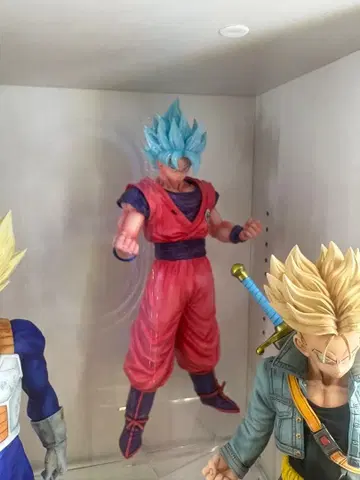 그란디스타 드래곤볼 손오공 리페인트 피규어.