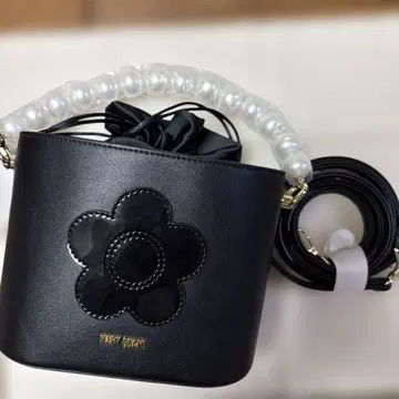 MARY QUANT 핸드백