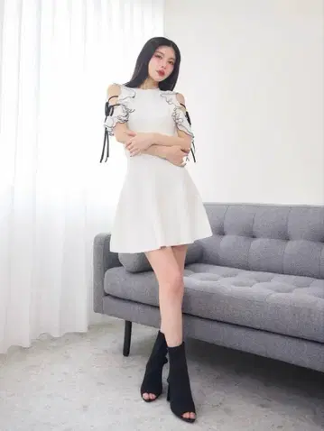 다리치 프릴 리본 니트 원피스 프리 사이즈