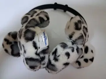 도쿄 디즈니 리조트 레오파드 무늬 그레이 귀도리