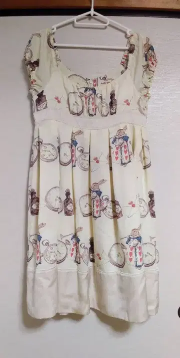 Emily Temple Cute 시계 토끼 원피스