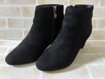 블랙 스웨이드 지퍼 숏부츠