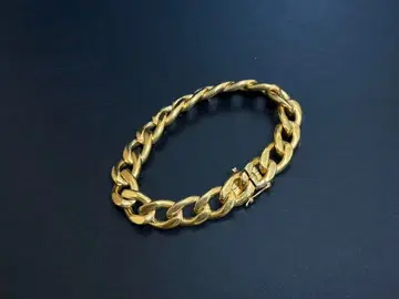 골드 컬러 디자인 키헤이 팔찌