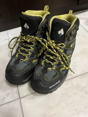 몽벨 아웃도어 등산화 하이컷 블랙/옐로우