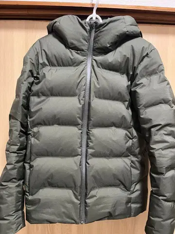 UNIQLO 심리스 다운 자켓