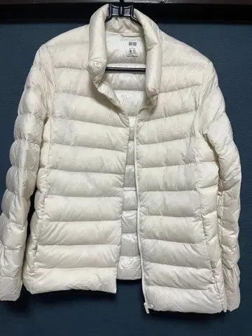 화이트 다운 자켓