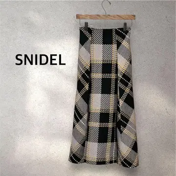 snidel 스나이델 로빙 체크 플레어 스커트 BEG 사이즈 0