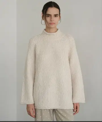 클라네 터틀넥 니트 사이즈 1