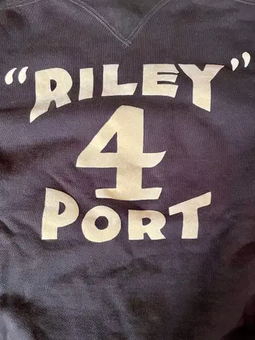 새상품급 프리휠러스 맨투맨 RILEY 4 PORT size38